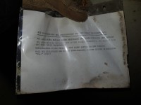 Hinweiszettel zur Notabschaltung. Dieses Hing an dem Dieseltank.