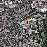 Hier das ganze von Google Earth aus (c) Google Earth. Der Pfeil zeigt die Ausrichtung der Hörner an