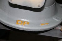 DP + Pfeil in gelb