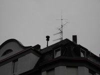 Rest_WK2_Sirene_Koblenz_Hbf.JPG (435.69 KiB) 10626 mal betrachtet Rest ehemalige Dreifachdach-Doppelsirene Nähe Koblenzer Hauptbahnhof