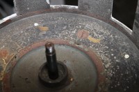 Motorwelle und Megaschlitzschraube