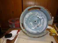 Stator von unten mit bröseliger Farbe