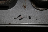 Kohlebürsten und übriggebliebene Kappe